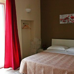 Camera con letto king size